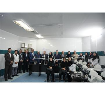 افتتاح بخش جدید پاتولوژی و میکروسکوپ ۱۰ سر استاد و دانشجو بیمارستان امام رضا(ع) کرمانشاه/ تأکید دکتر سروش بر نقش این مرکز